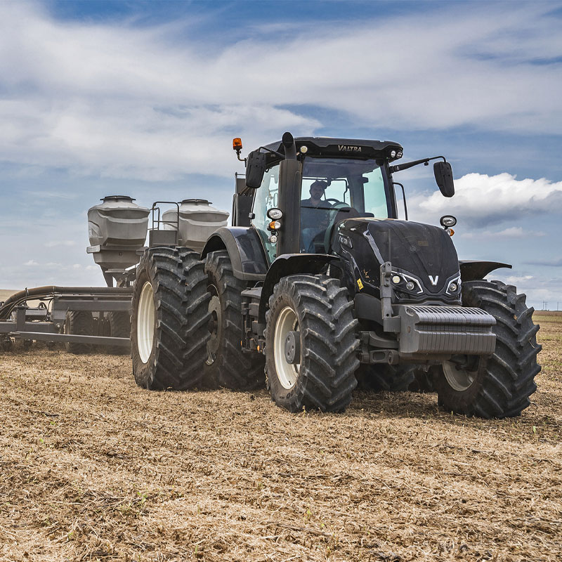 valtra-s4-01.jpg